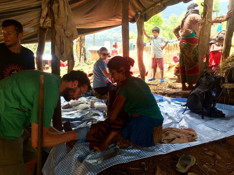 Illustration for article titled Last Week, I Was Paragliding; Now I'm Delivering Aid In Nepal